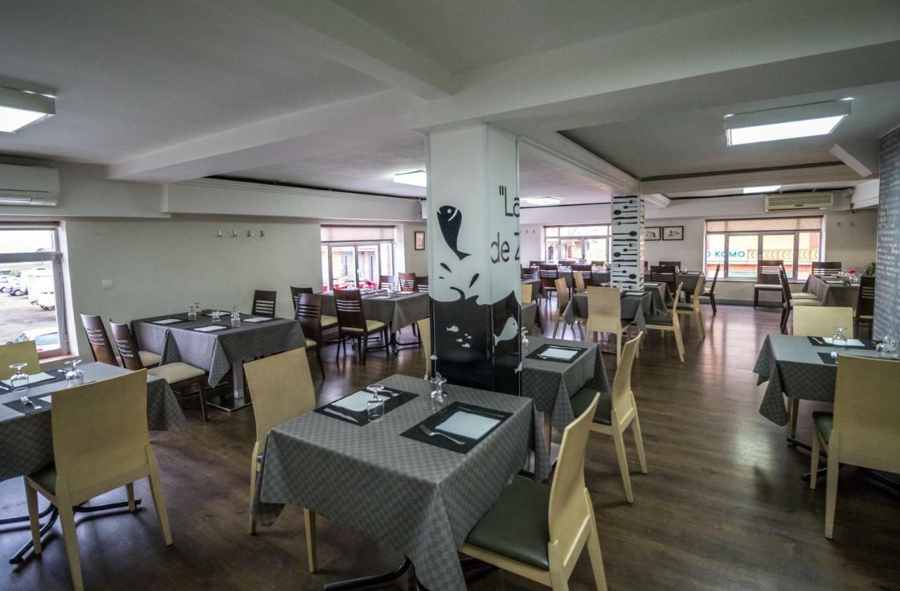 Pension Oasis Zamora Esterno foto