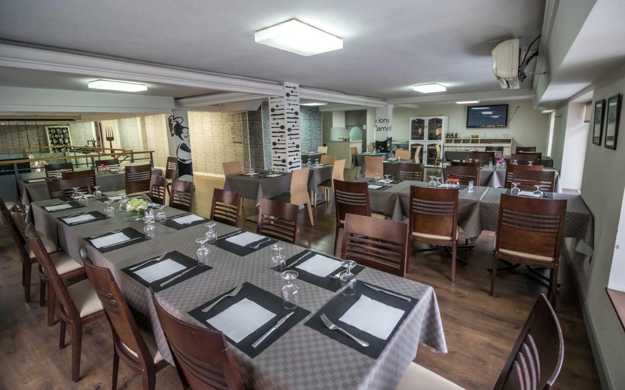 Pension Oasis Zamora Esterno foto